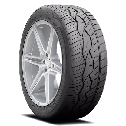Nitto NT420V Tires 275/35R22XL 207720
