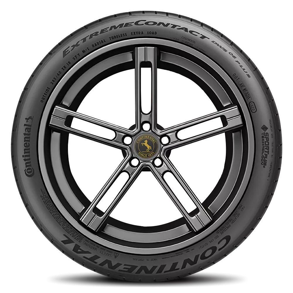 Continental Extremecontact DWS06 Plus Tires 215/55ZR17 15572720000
