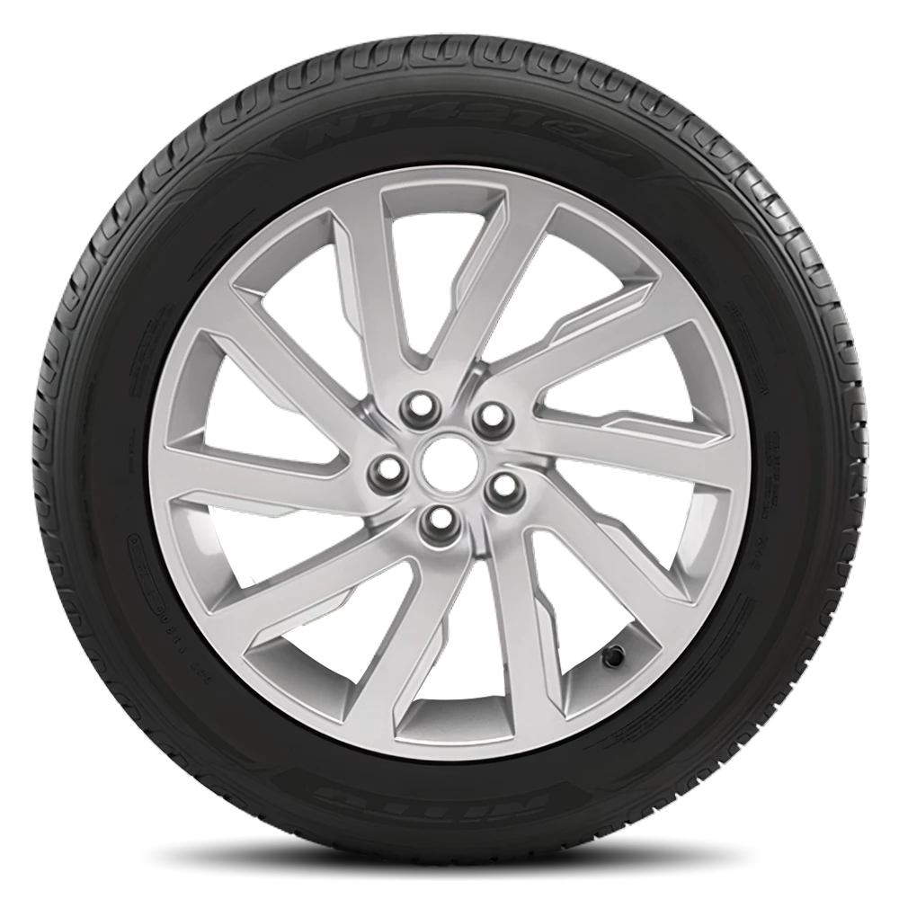 Nitto NT421Q Tires 255/55R20XL 210900