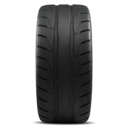 Nitto NT05 Tires 235/40R18XL 207160